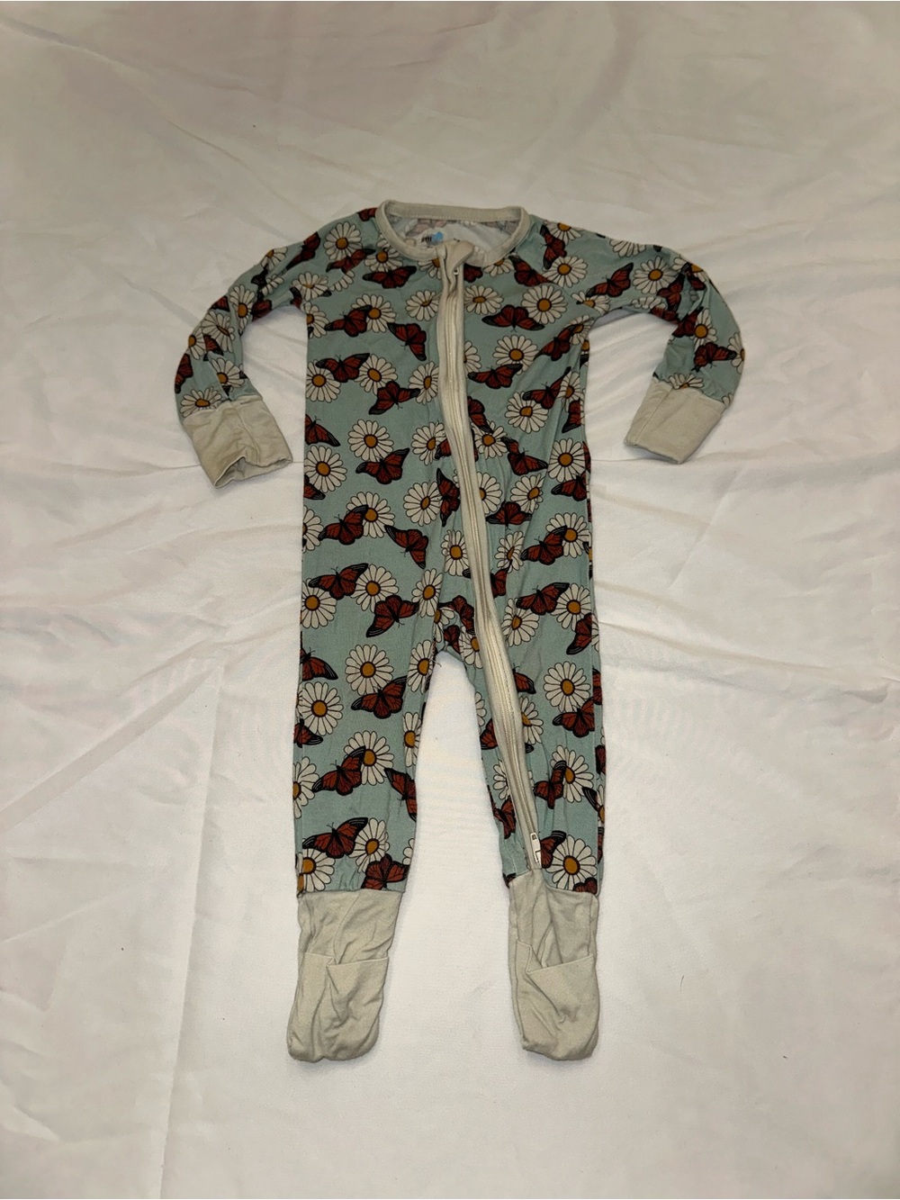 Green Daisy & Butterfly Footed Pajamas - Soft Zipper One-Piece